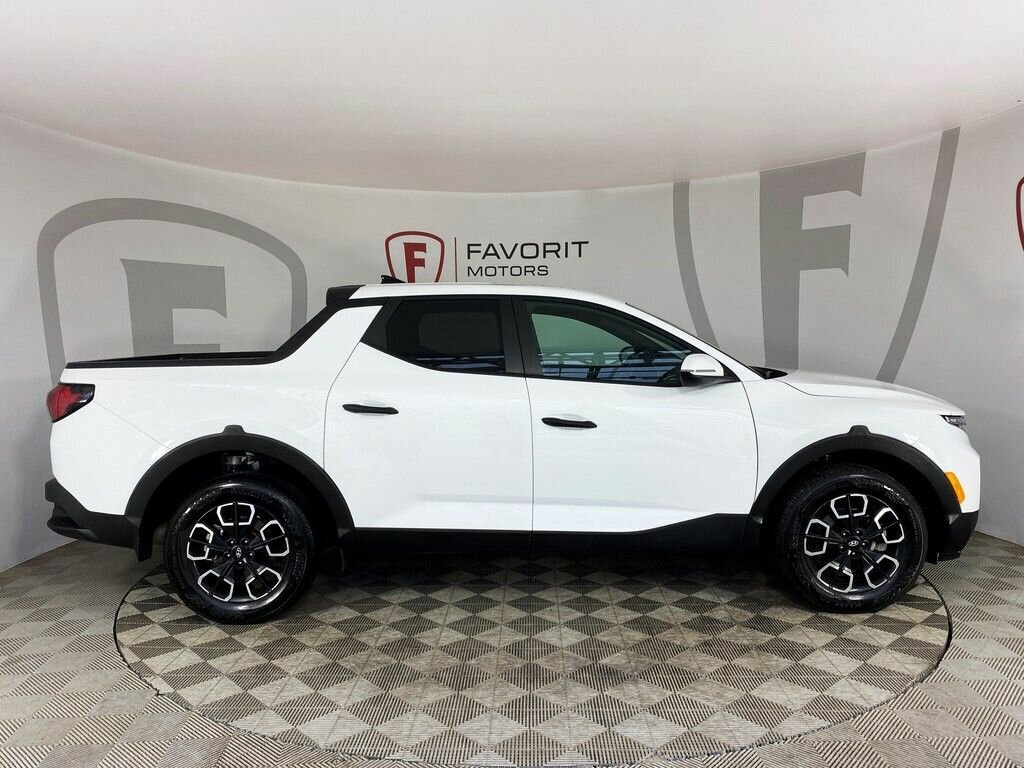 До России добрался необычный пикап от Hyundai. Источник иллюстрации - auto.ru