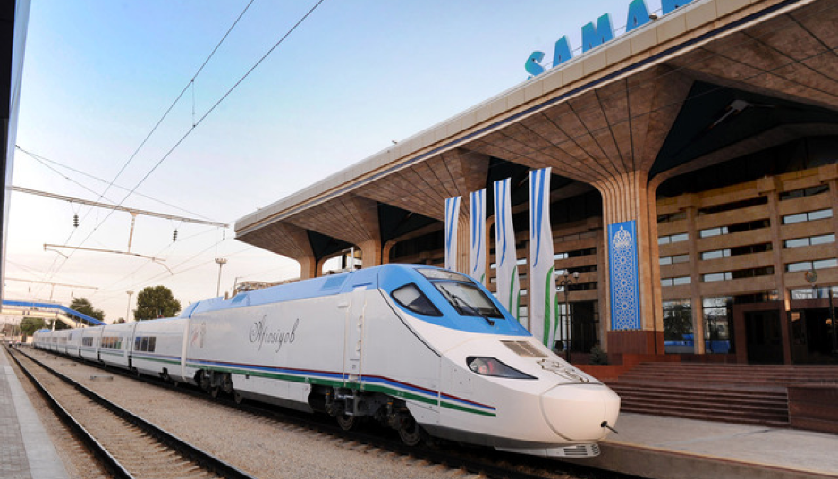 Поезд ташкент самарканд афросиаб. Talgo 250 узбекистан. Самарканд бухара жд билеты. Поезд ташкент самарканд. Афросиаб бухара ташкент.