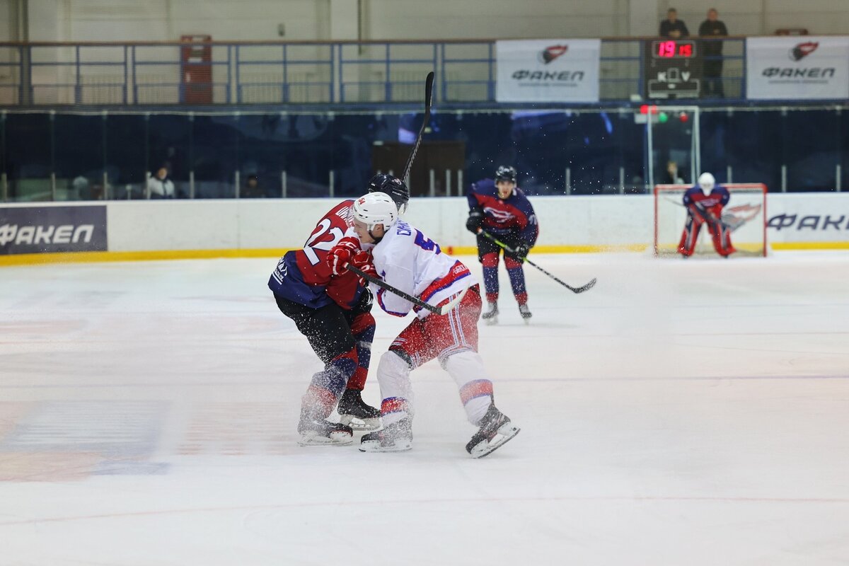 Фото ХК «Факел» Салехард