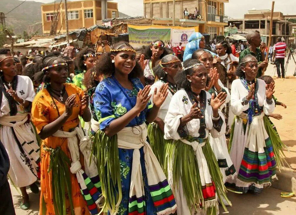 найроби население. народы нигерии. масаи народ в национальном костюме. демократическая республика конго население. тимбукту люди.