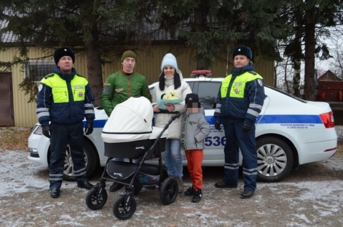    В Барнауле полицейские помогли доставить роженицу в перинатальный центр