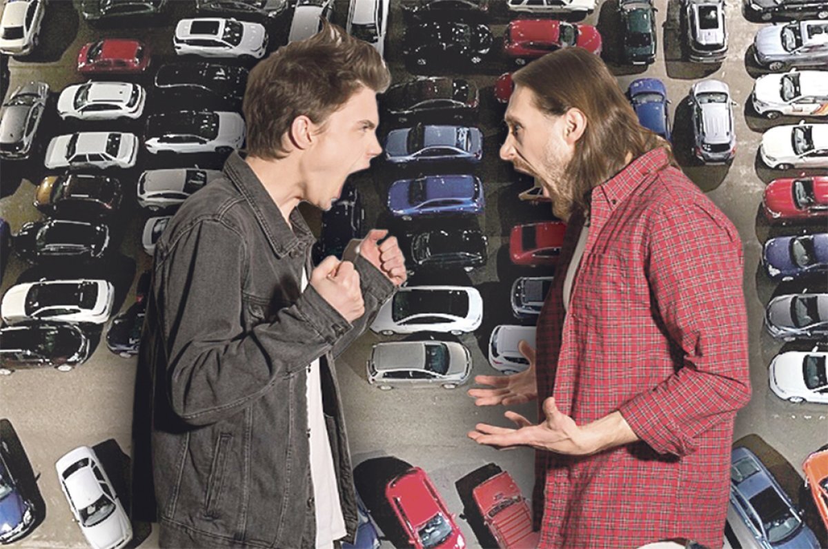    В борьбе за дефицитные парковочные прощади водители конфликтуют и даже пускают в ход кулаки.