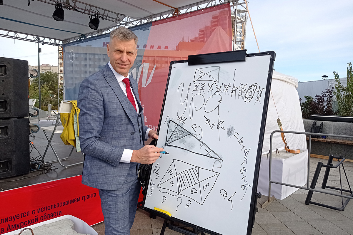 Петр Земсков — самый известный учитель математики в стране. Фото: Любовь Соколовская