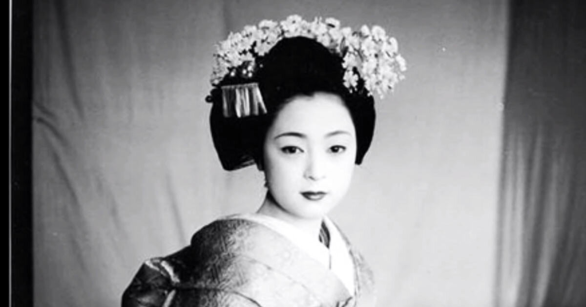 Масако Танака (Минэко Ивасаки) 