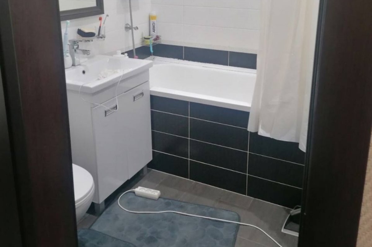    Ванная, где погибла девочка.