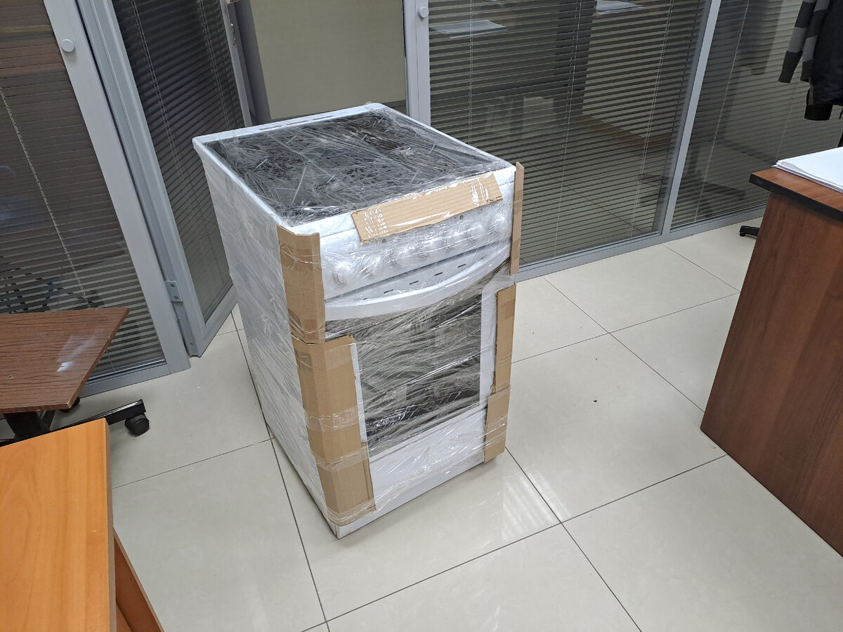 Вот такая классическая плита Indesit