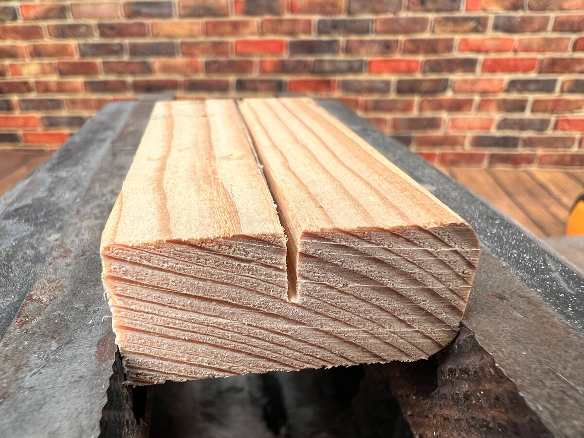 Скрежет старых полотен часто звучит как приговор для большинства инструментов. Однако, прежде чем отправить их на свалку, давайте взглянем на них с другой стороны.-4