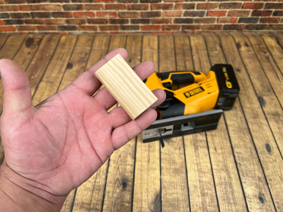 Скрежет старых полотен часто звучит как приговор для большинства инструментов. Однако, прежде чем отправить их на свалку, давайте взглянем на них с другой стороны.-3