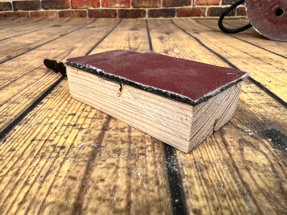 Скрежет старых полотен часто звучит как приговор для большинства инструментов. Однако, прежде чем отправить их на свалку, давайте взглянем на них с другой стороны.-8