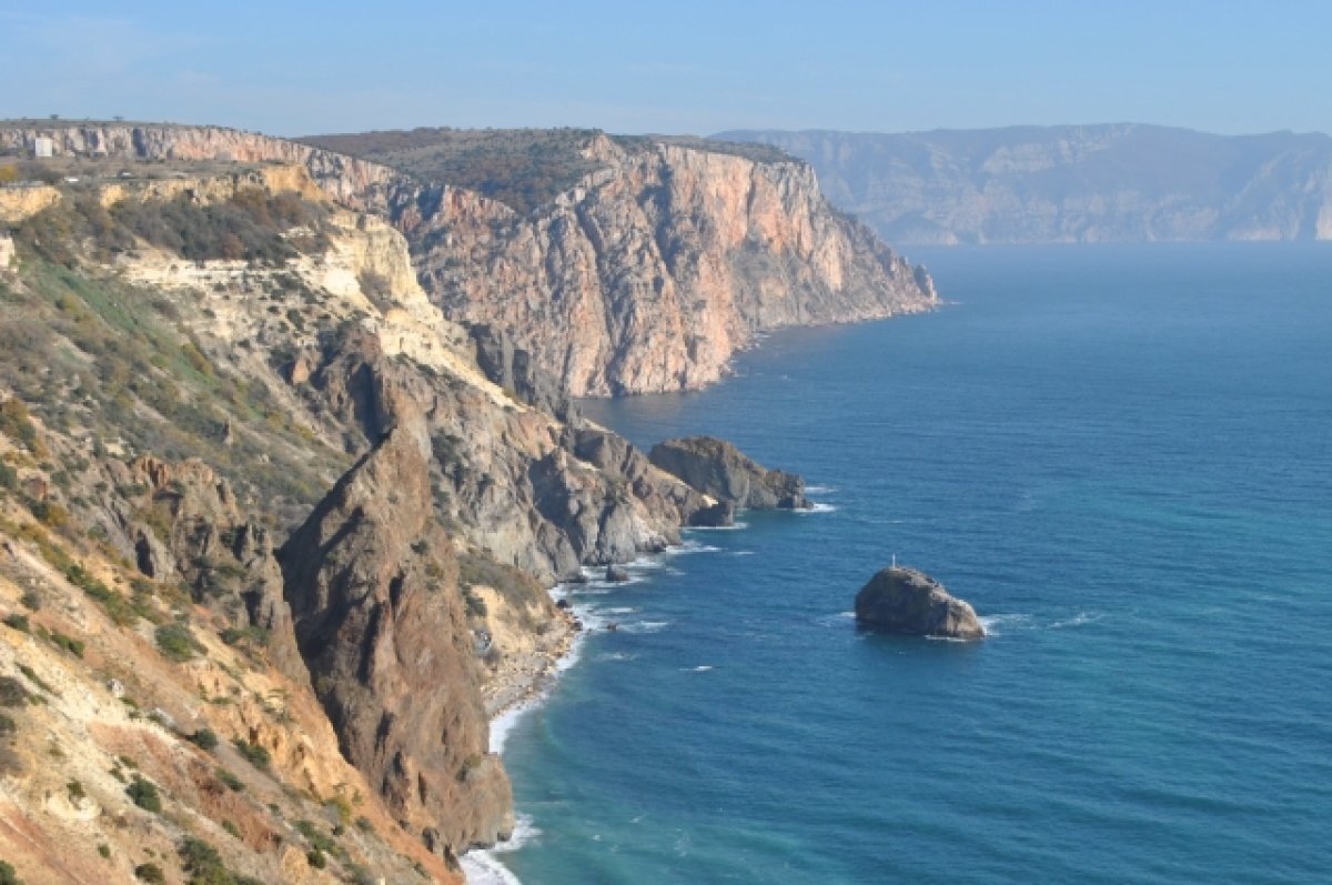    В севастопольской бухте на мысе Фиолент обнаружили 6 тысяч боеприпасов