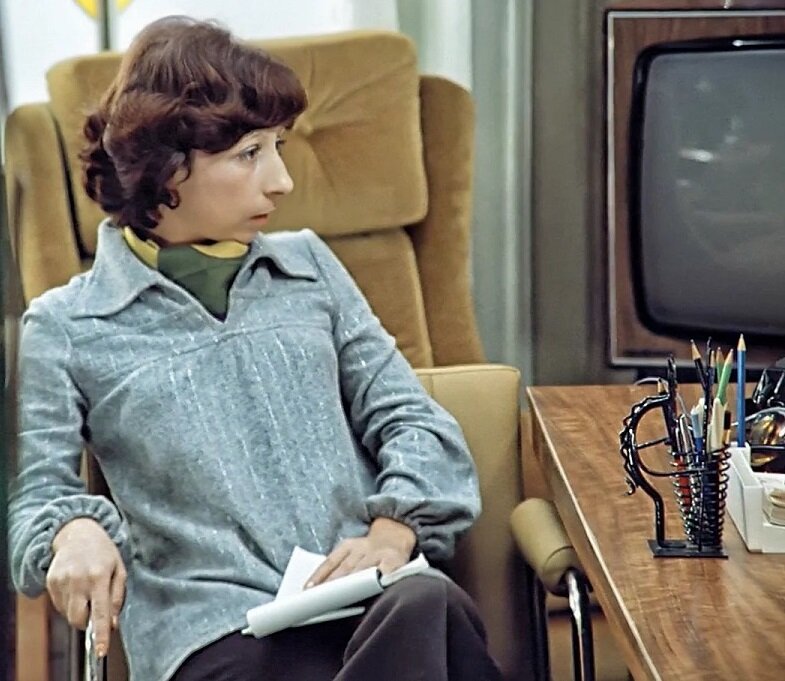 Кадр из фильма «Служебный роман» (1978). Скриншот.