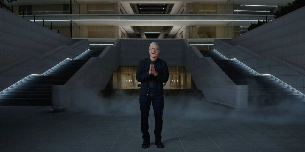    Tim Cook