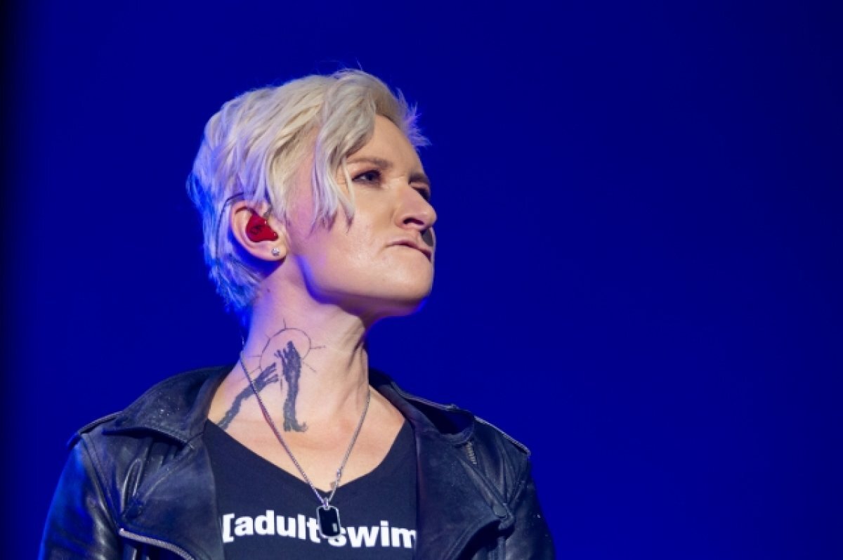    В Красноярск Арбенина приедет с программой, посвященной 30-летию группы.