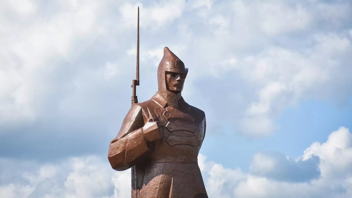     Жителей Ставрополя ждут длинные выходные, которые продлятся три дня. Куда можно сходить в День народного единства и чем заняться, в материале NewsTracker.