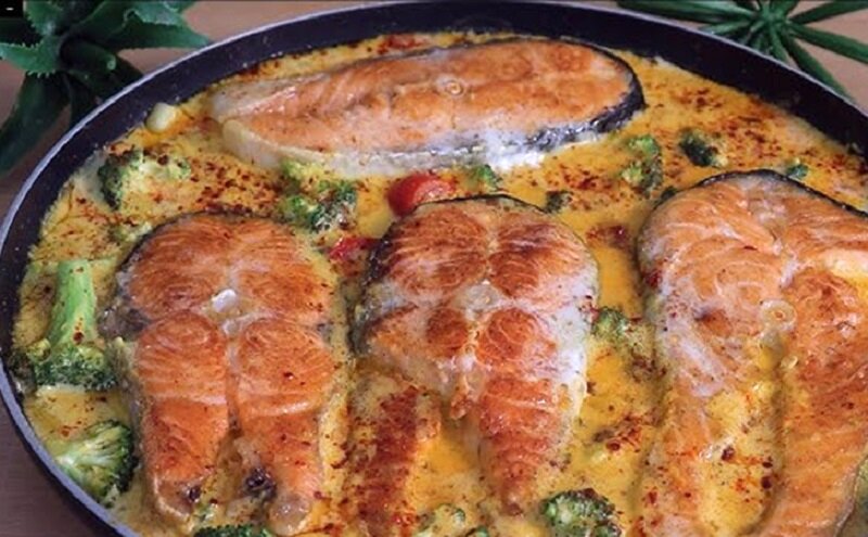 Готовим красную рыбу в особом сливочном соусе