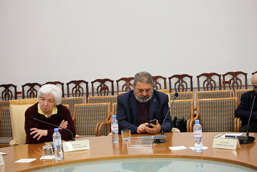 27 октября 2023 года в Московском доме национальностей состоялся весьма значимый Круглый стол. Он прошёл под названием «Борьба против фейковых информационных повесток».-5