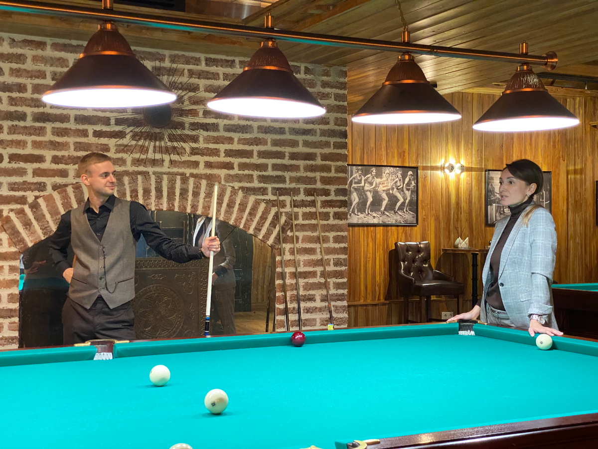  Мастер-класс в бильярдном клубе "811" (Илья Пискарев и Ольга Левина)