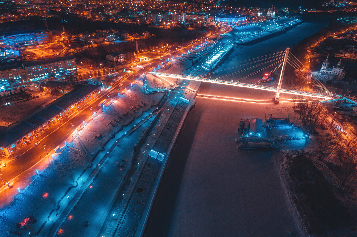 Тюмень город тюмень. Тюмень х. Набережная реки тура тюмень. Тюмень 2000 год. Тюмень х.