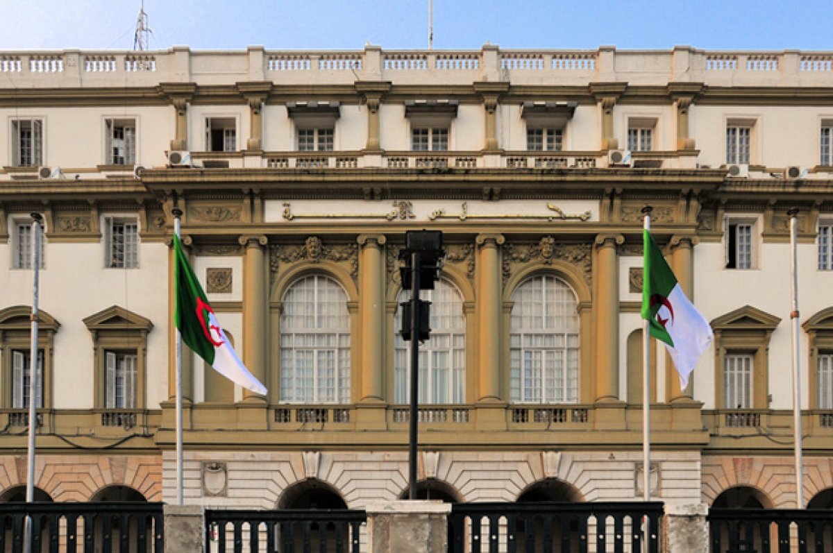    «Политический ход».