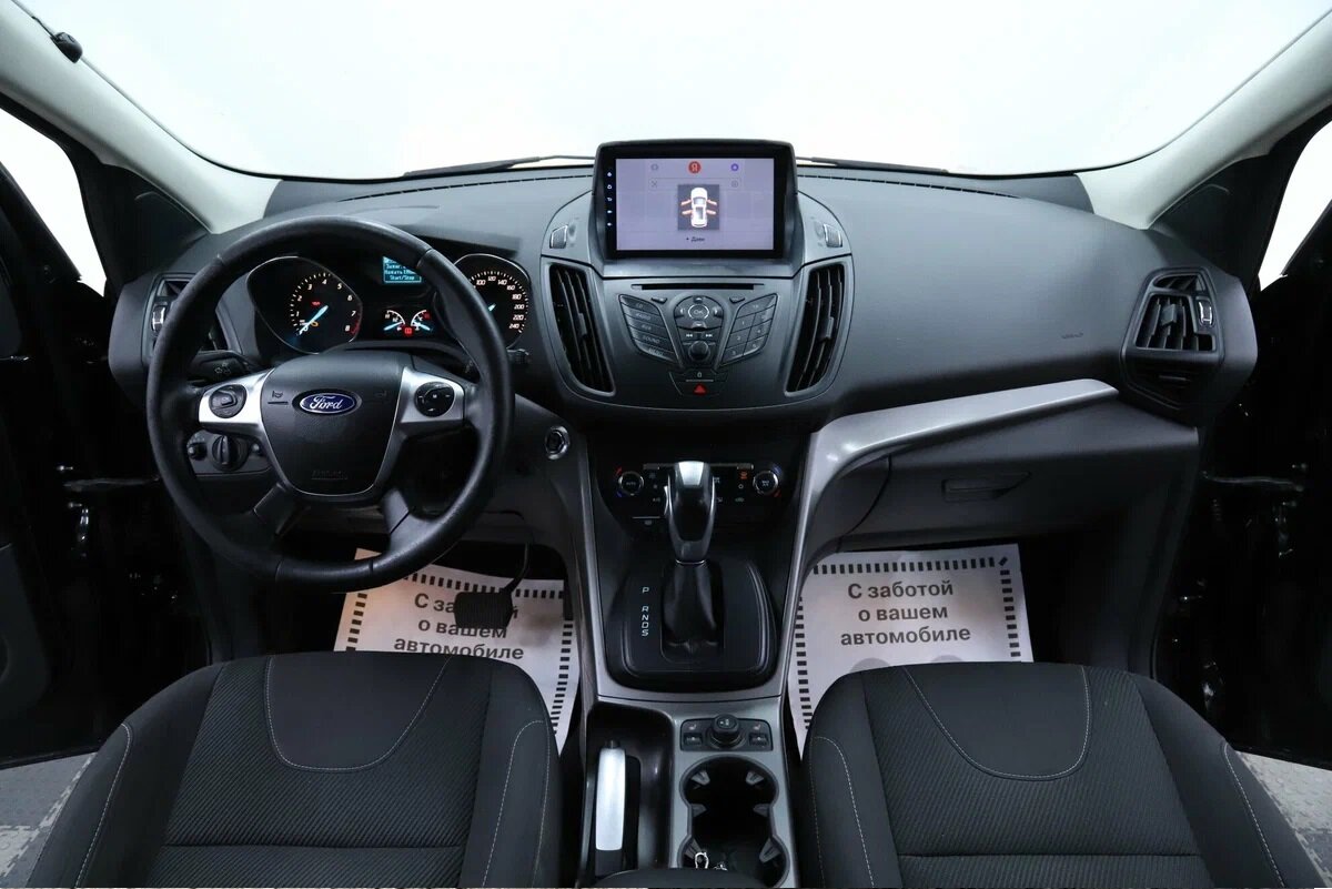 Интерьер модели.