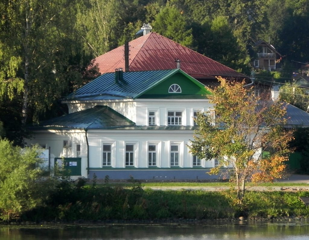 Дом-музей Левитана плёс. Город плёс музей Левитана. Плёс город дом музей Левитана. Город Плес музей художника Левитана. Город художников золотого кольца россии