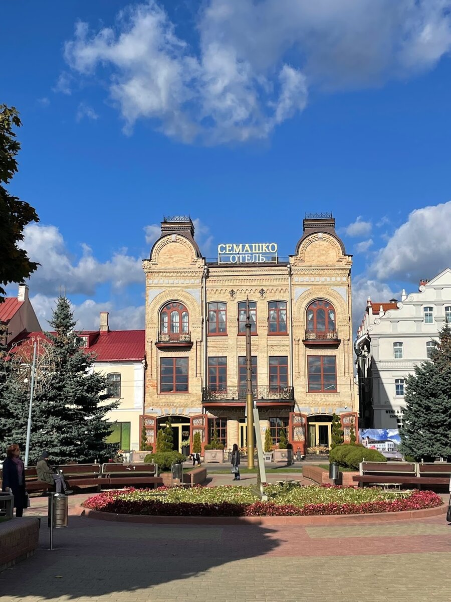 Отель в центре города