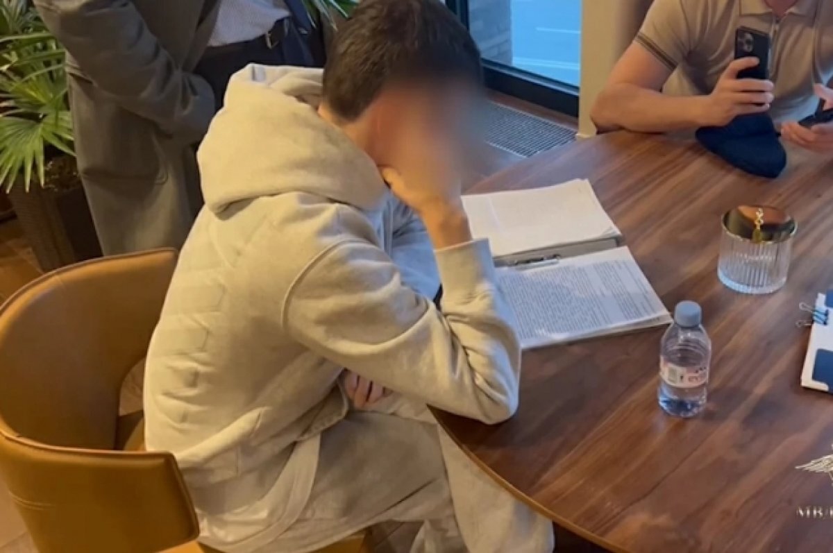    Против блогера Аяза Шабутдинова возбудили уголовные дела о мошенничестве