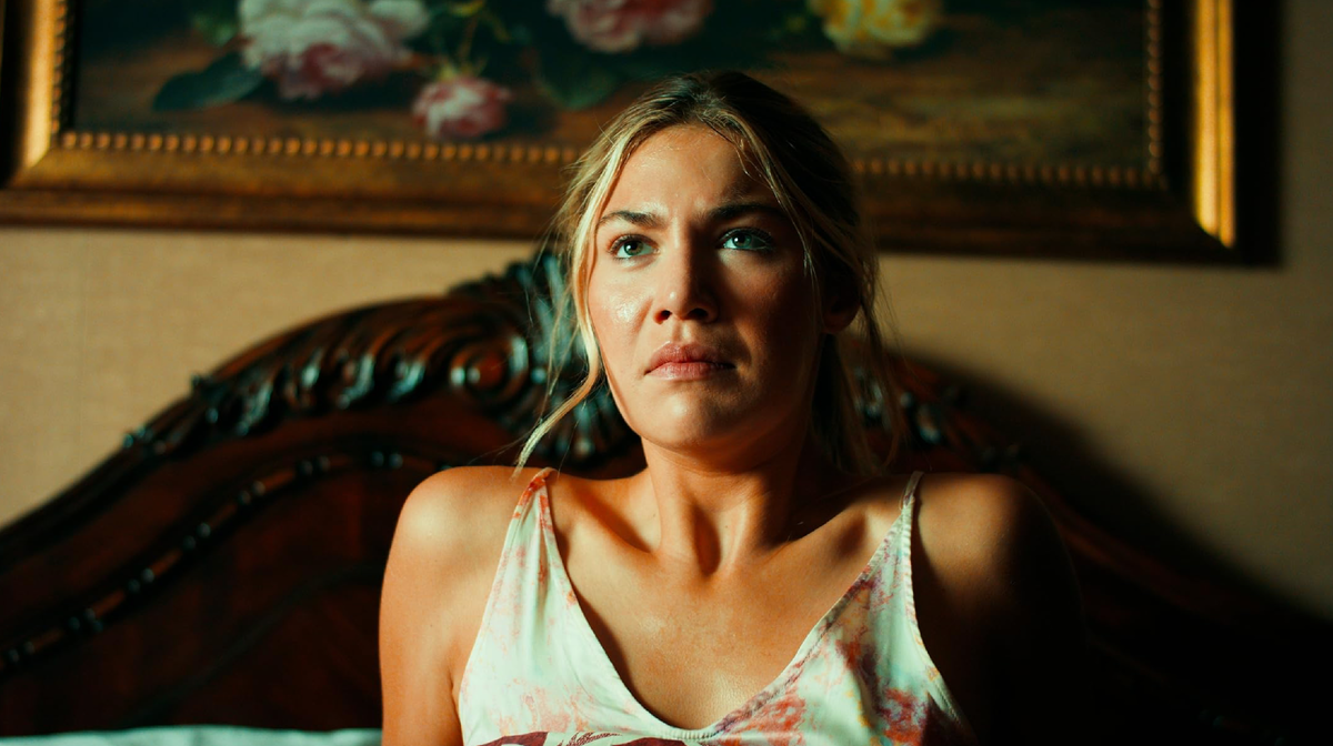 Кадр из фильма "Дом тысячи дверей"