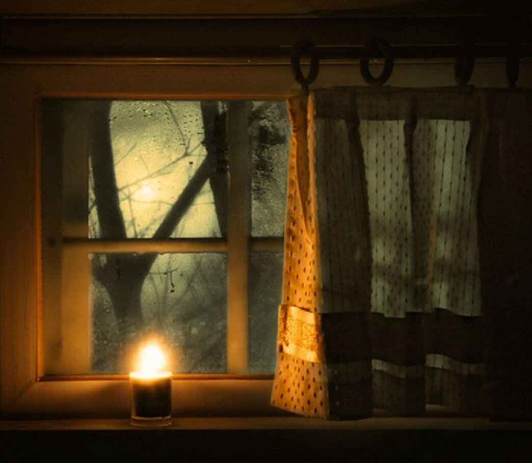 Light in my window. Окно в избе. Свет в окне избы. Свет в окошке. Свет в окне.