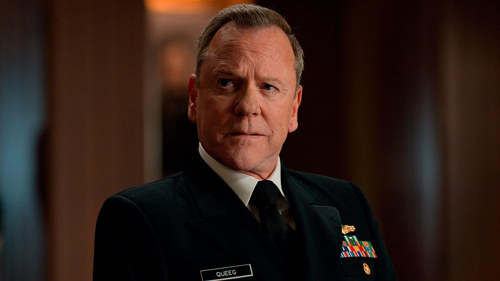 Кадр из фильма The Caine Mutiny Court-Martial. Режиссер: Уильям Фридкин. Оператор: Майкл Грейди. Производство: Paramount Global Content Distribution, Republic Pictures