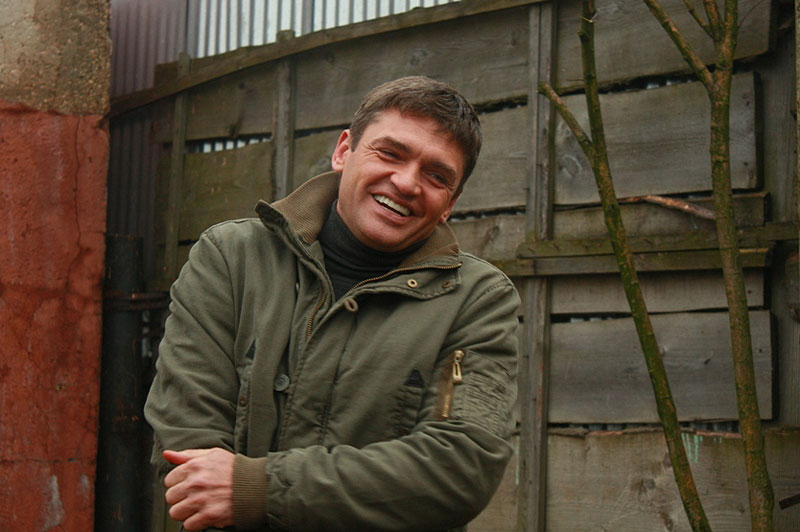 В сериале "Дикий", 2009 год