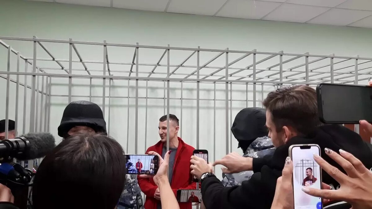     В ГУФСИН ответили на обвинения в том, что арестованный депутат заксобрания Александр Глисков находится в СИЗО-1 в ужасных условиях.