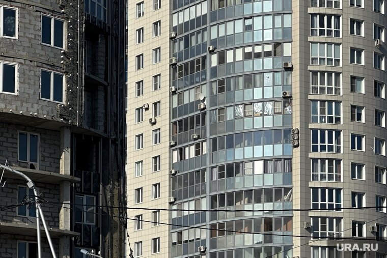    За 10 месяцев в Кургане законтрактовано 193 дома на капремонт (архивное фото)