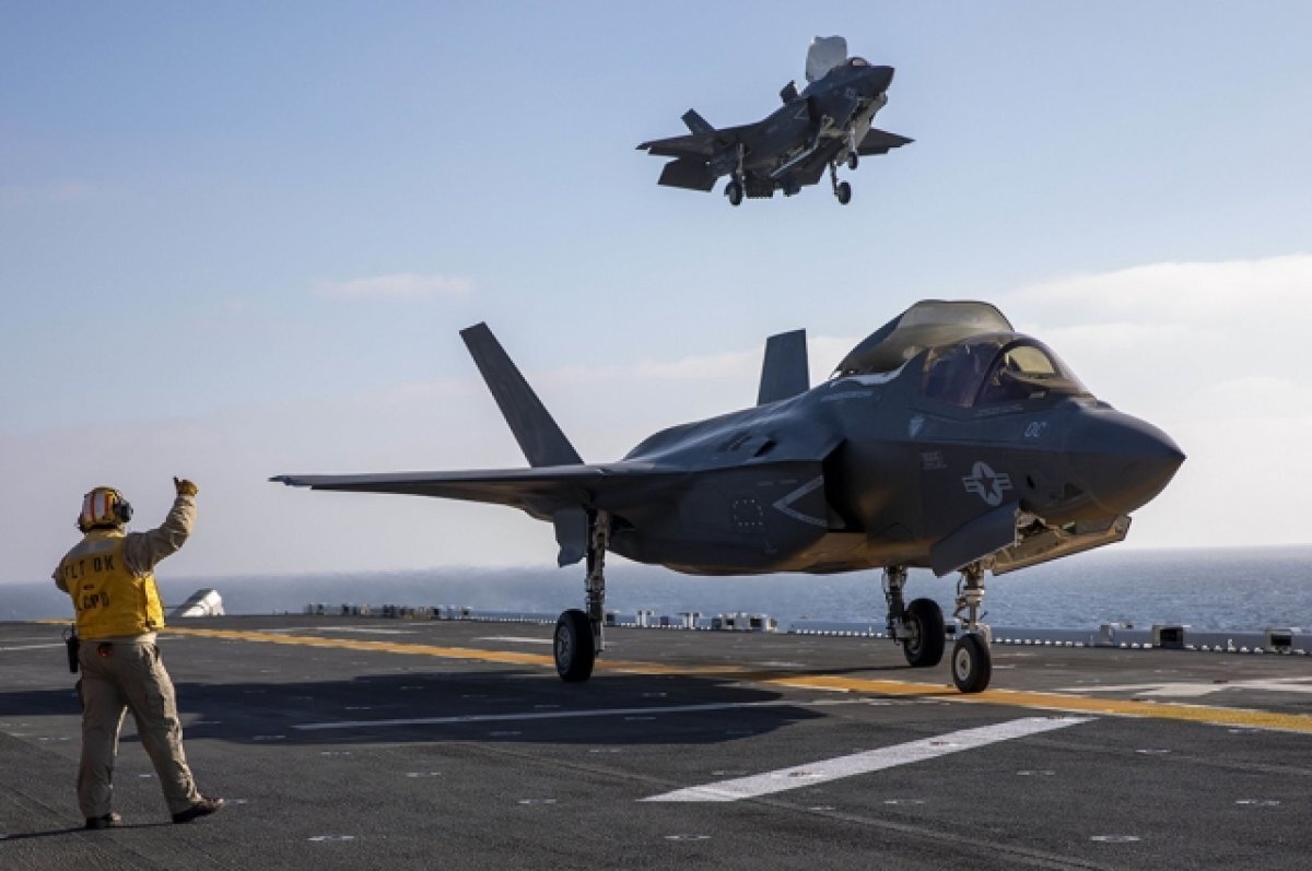    МИД: РФ ответит на переброску из США в Британию F-35, способных нести ЯО