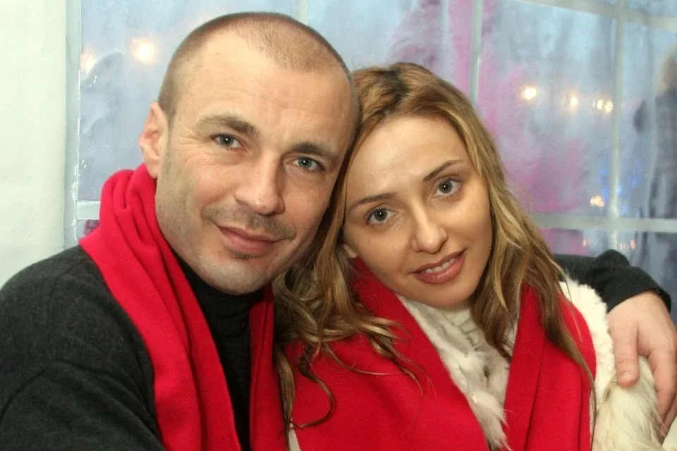 Жулин александр биография личная жизнь Ушла от мужа-кумира детства Жулина к Дмитрию Пескову, который изначально ей вооб