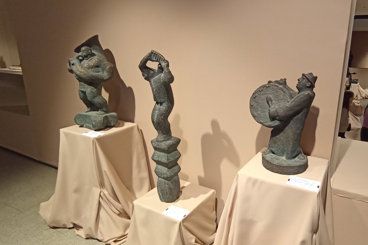 Музыканты (Трубач, Музыкант со свирелью, Барабанщик). Дмитрий Вердияну