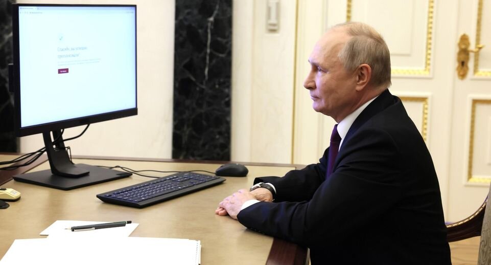 Президент России Владимир Путин дистанционно проголосовал на выборах мэра Москвы, 9 сентября 2023 года📷
