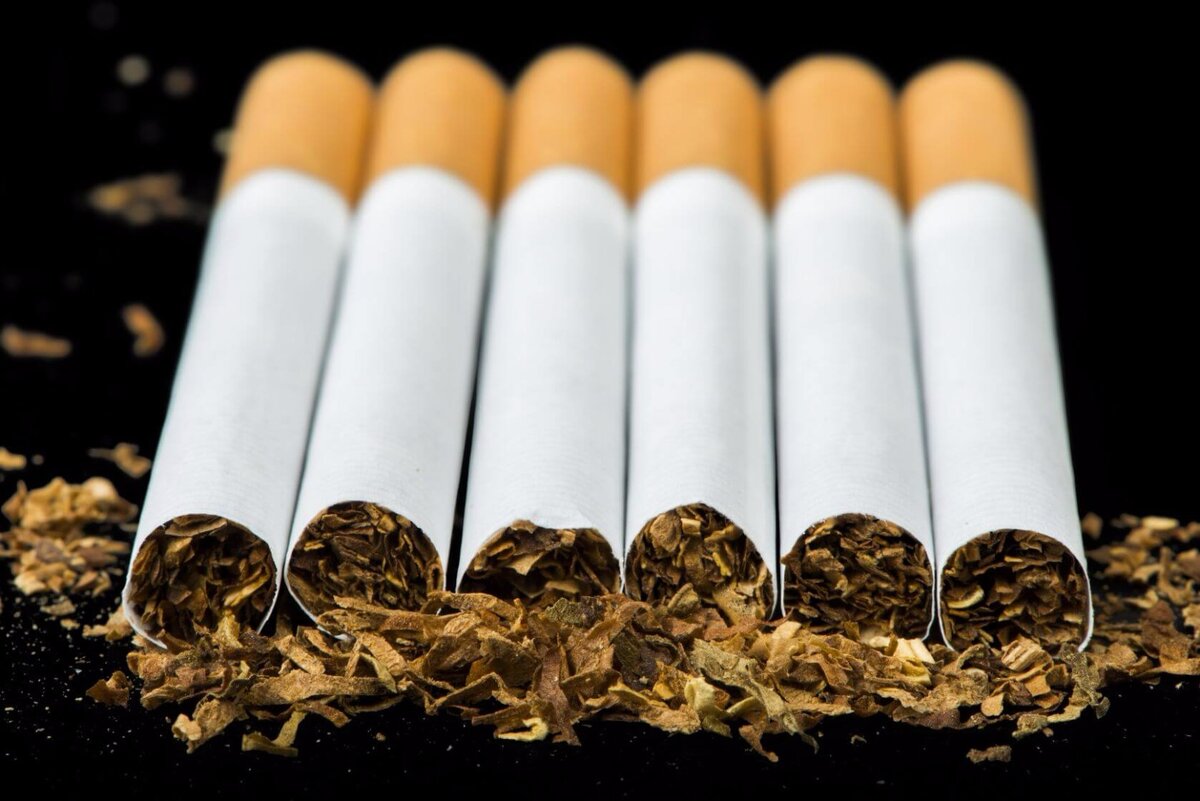 Sigaret. Мальборо айкос. Табачные изделия. Табак и табачные изделия. Курительные табачные изделия.
