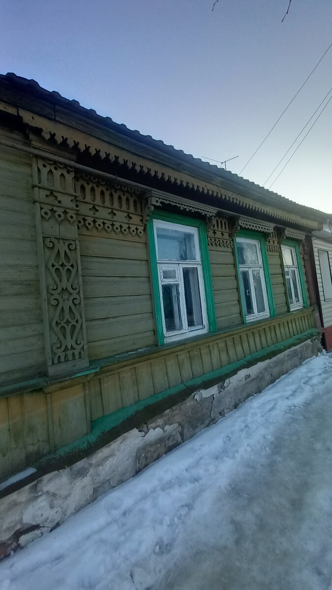 Ул Красина, всего пару домиков напоминают о мещанском, купеческом прошлом