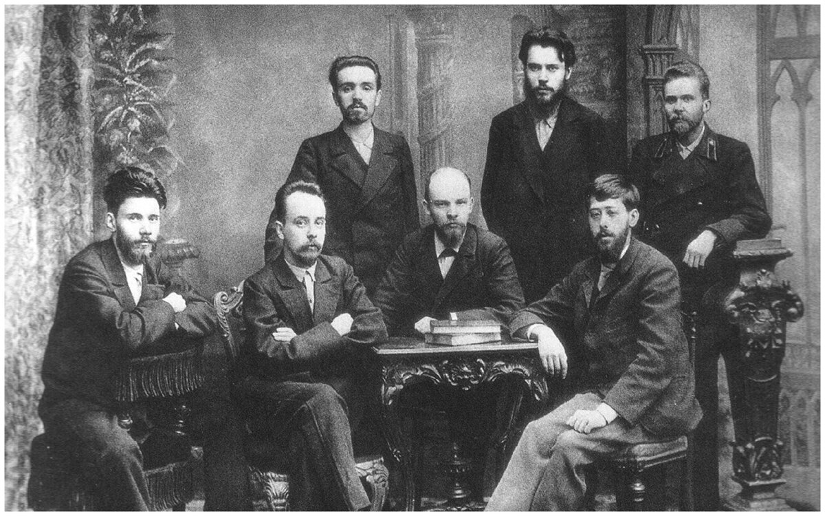 Члены "Лиги борьбы за освобождение рабочего класса", 1897. Общественное достояние