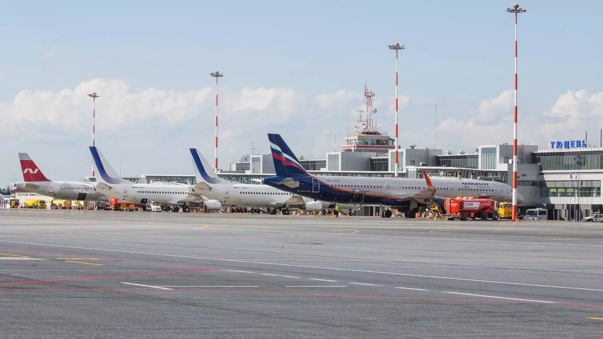     Федеральное агентство воздушного транспорта опубликовало список авиамаршрутов из Тюмени, на которые можно приобрести дешевые билеты в рамках субсидирования региональными властями. В перечне три направления: Тюмень — Надым и Тюмень — Ноябрьск, Тюмень — Магас.