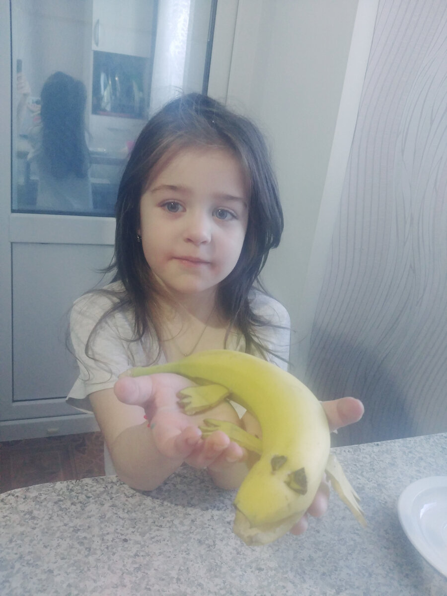 Старшая моя София 5 лет.