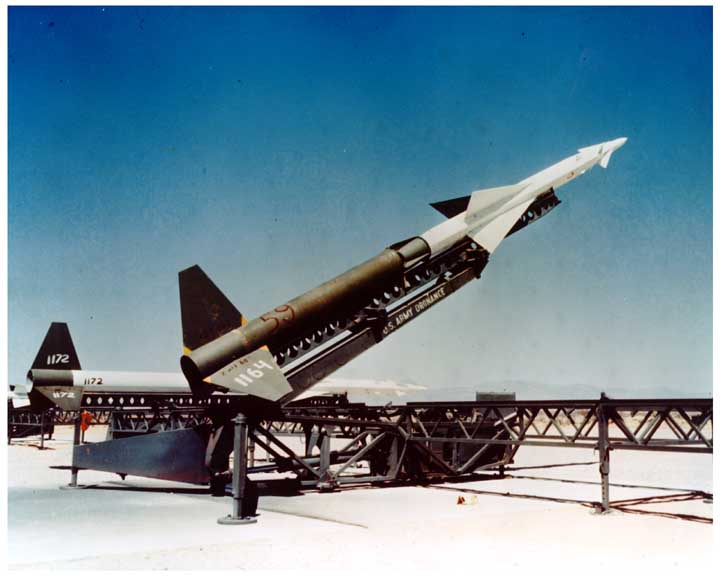 Ракета американского ЗРК MIM-3 Nike-Ajax. Комплекс мог поражать цели на высоте до 21 000 метров и был предназначен преимущественно для уничтожения стратегических бомбардировщиков. Комплекс принят на вооружение в 1953 году