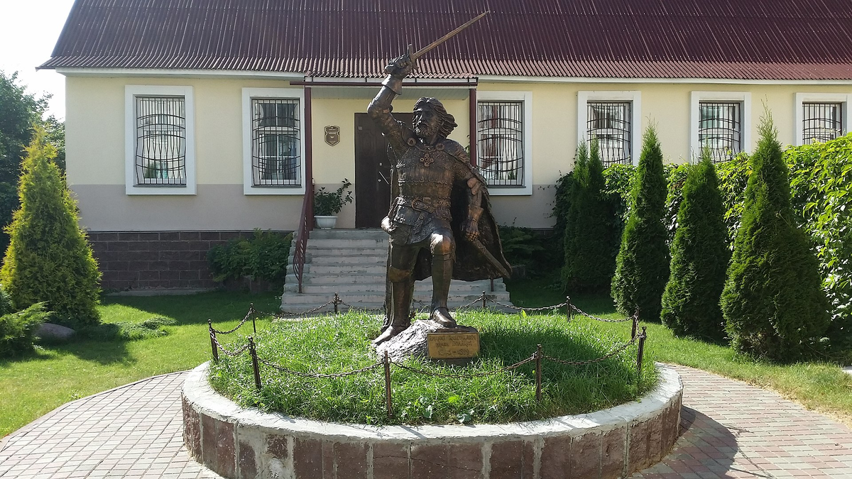 Памятник Андрею Ольгердовичу в Полоцке