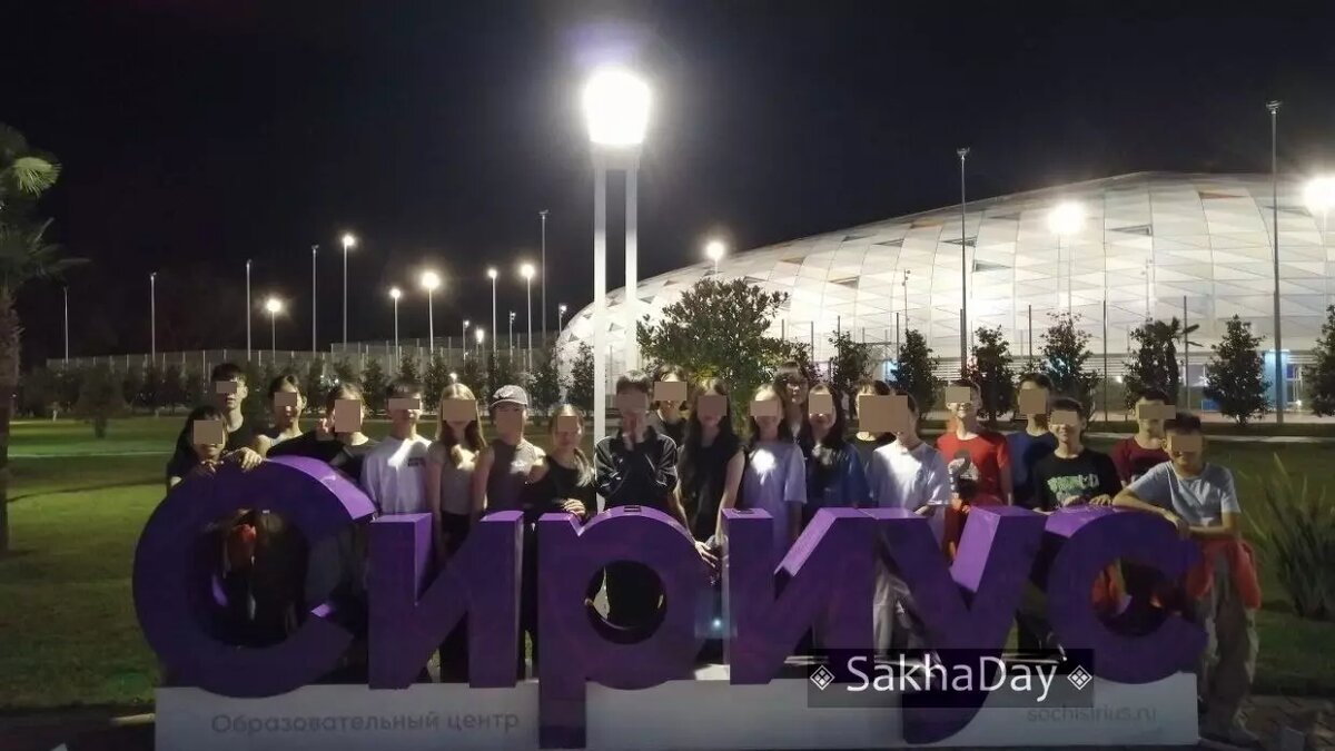     Депутат Госдумы от Якутии Федот Тумусов обратился в Генпрокуратуру по поводу ксенофобии в элитном образовательном центре «Сириус». Атаке подверглись дети из Якутии. После того, как родители отправили видео с зигующими представителями «высшей расы», педагоги обвинили якутян в том, что они подняли шум