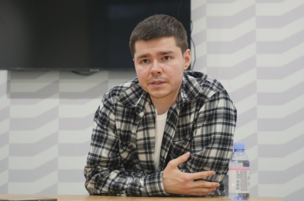    Блогер и автор бизнес-тренингов Аяз Шабутдинов.