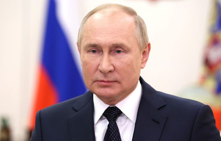   Путин поздравил россиян с Днем народного единства