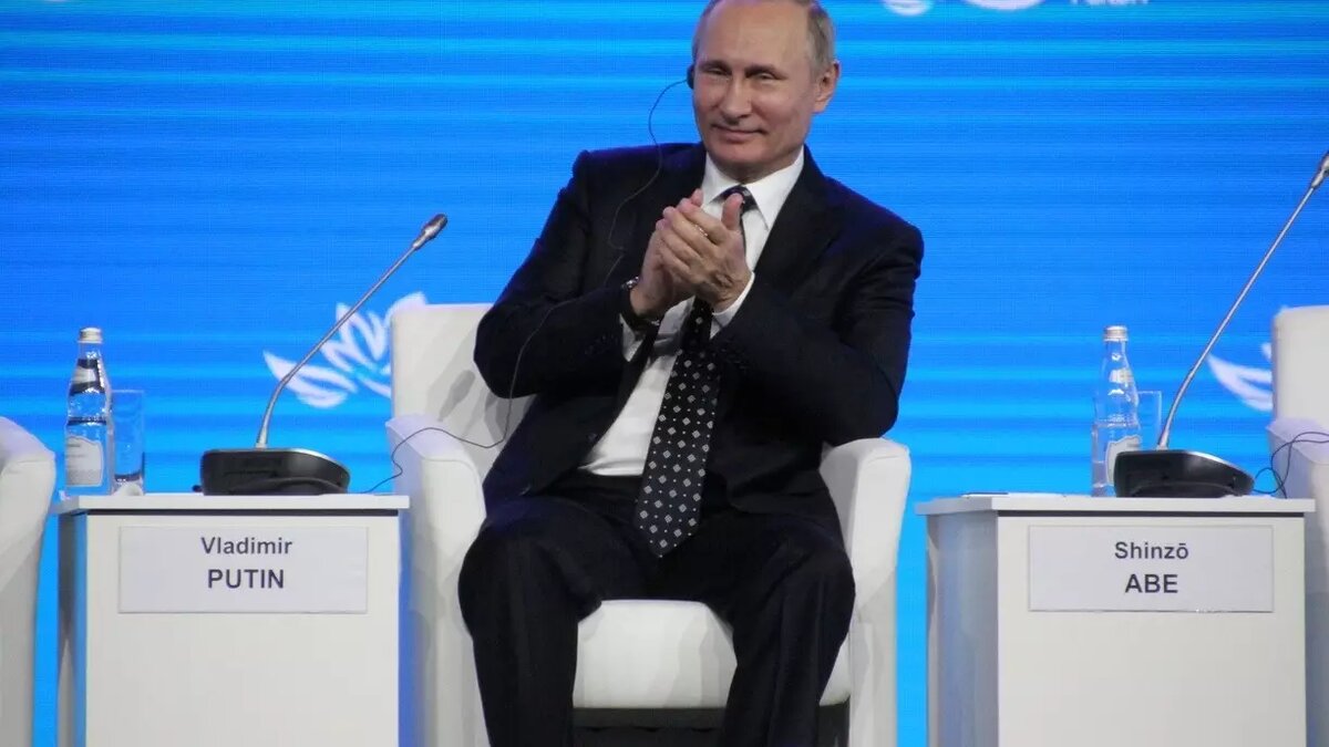     Житель Нижневартовска обратился к Владимиру Путину с просьбой. По его мнению, в Югре необходимо построить полигон для тренировок перед экспедициями в Арктику.