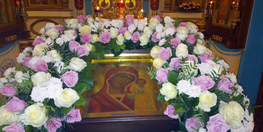 Храм села Гремячее Тульской области. Личное фото. 