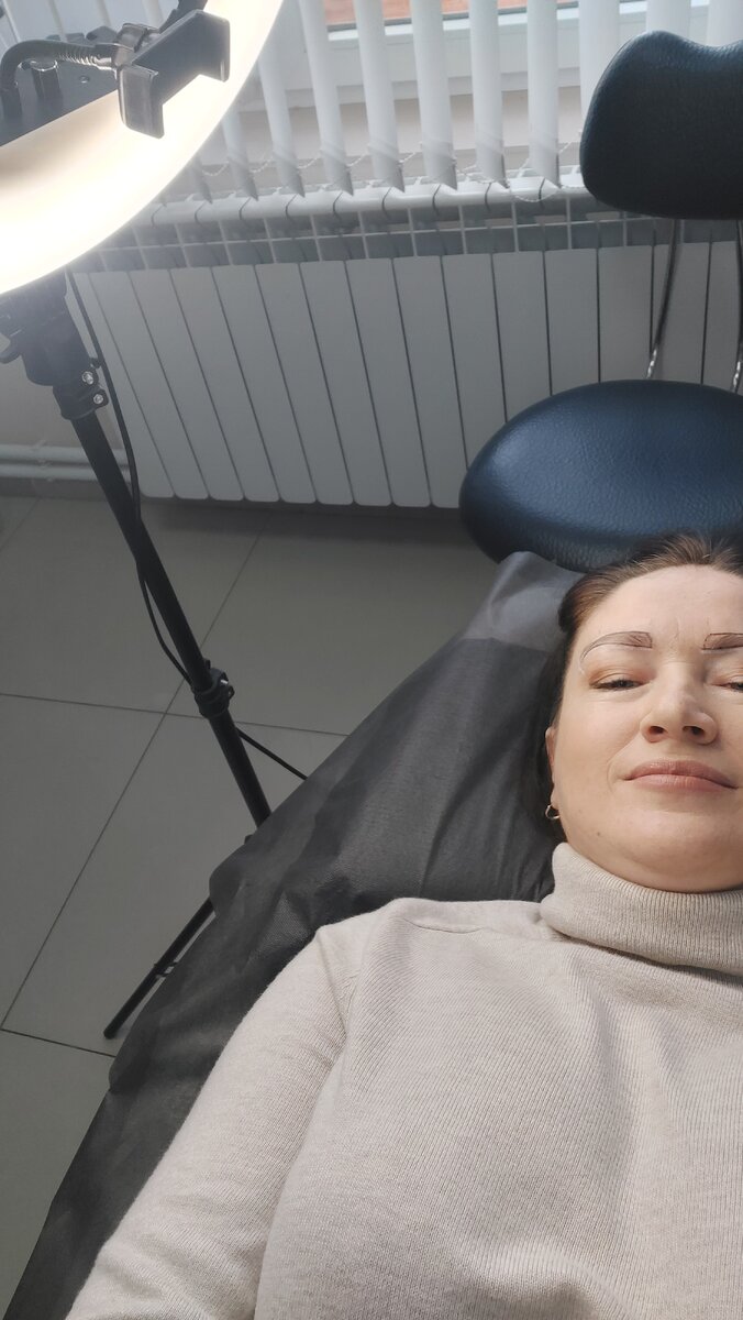 Во время процедуры я чуть-чуть не уснула😅.